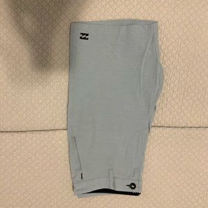 Men’s Billabong Hybrid Shorts (Size 33)